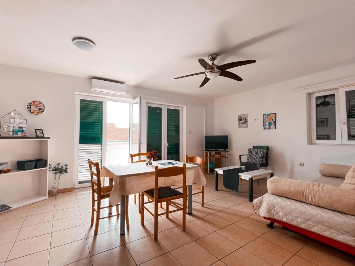 Sali Modern Seaview Apartment Εξωτερικό φωτογραφία